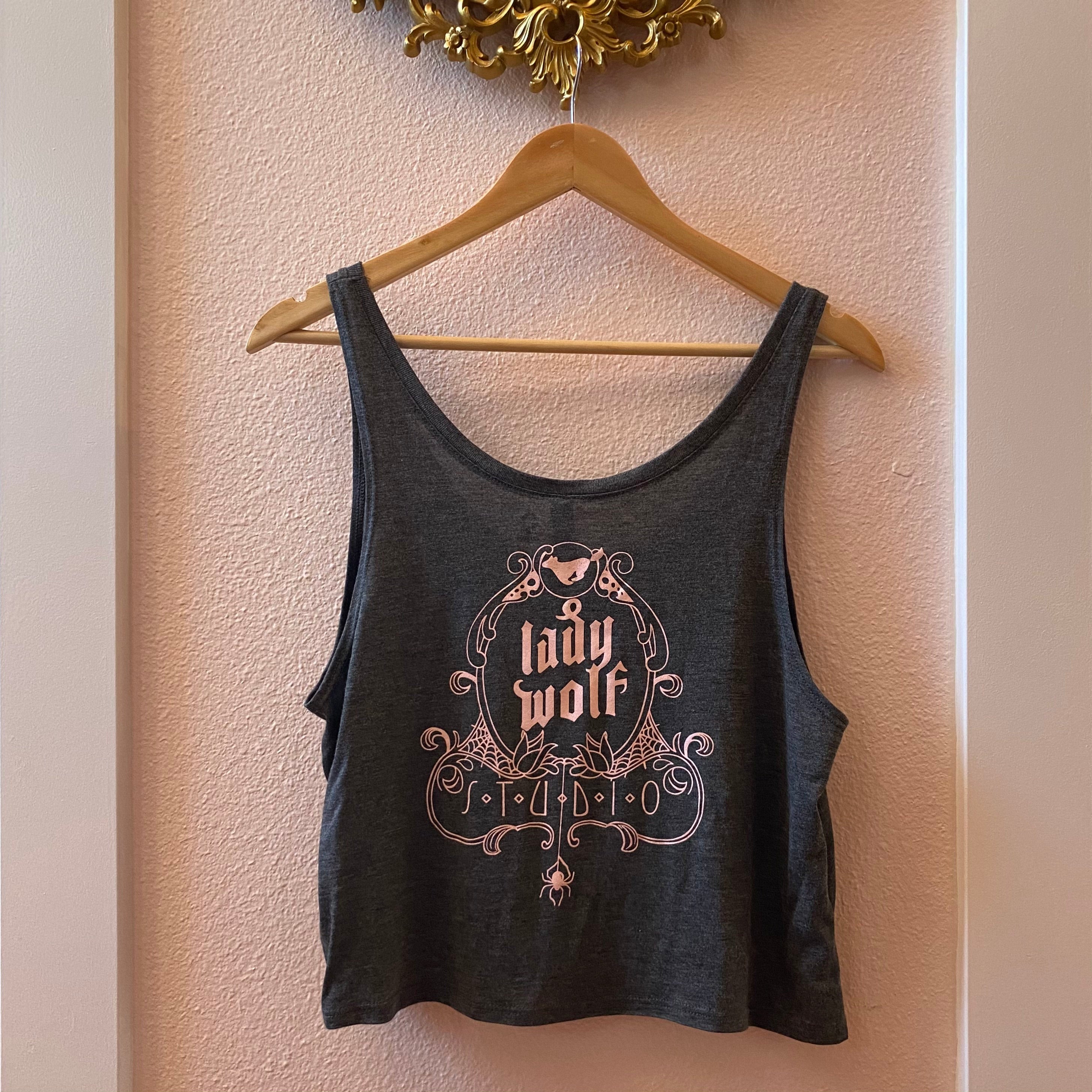 Lady Wolf Tank grey and pink | Lady Wolf Studio